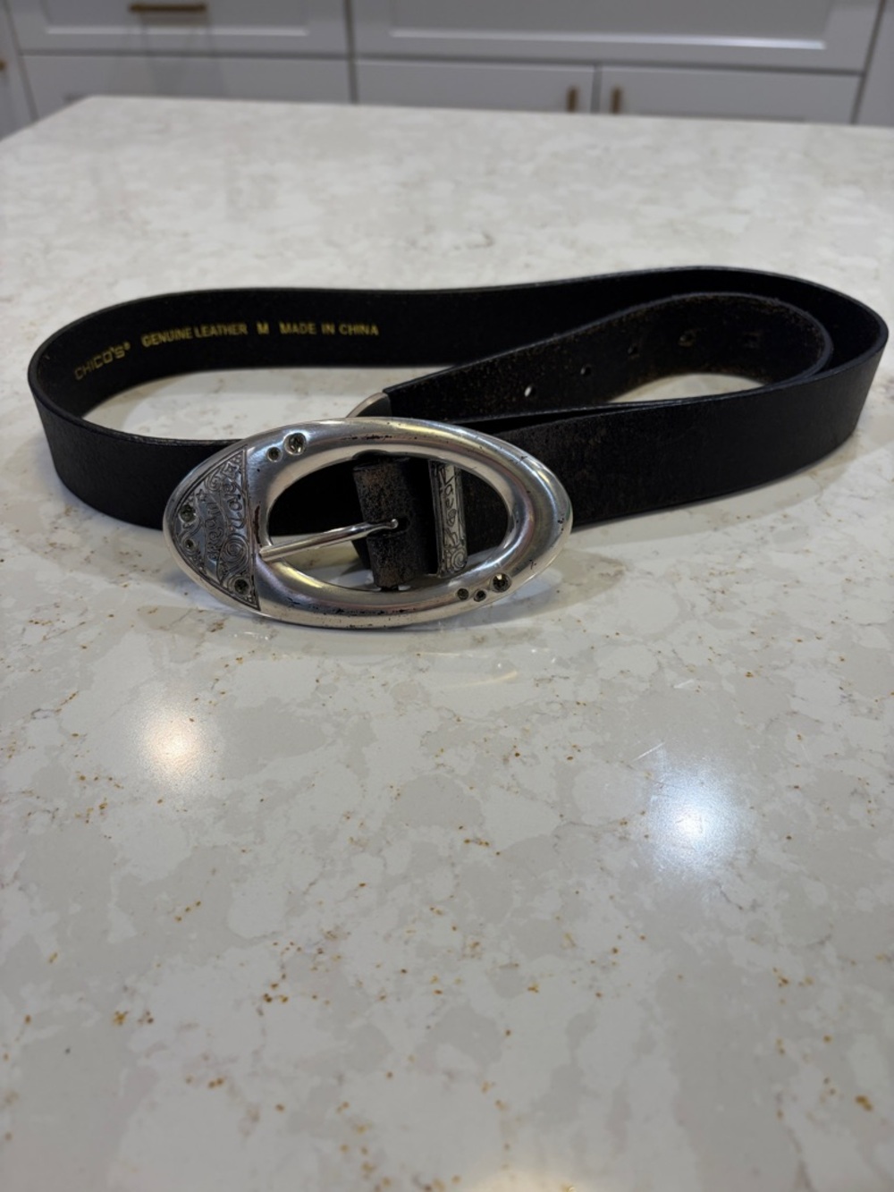 Chico’s Silver Metal buckle belt all leather size medium 44” long end to end